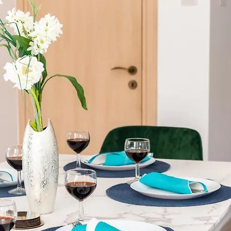 Poseidon By Ezoria *