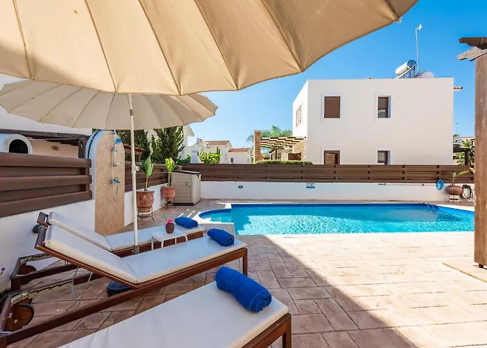 Poseidon By Ezoria *