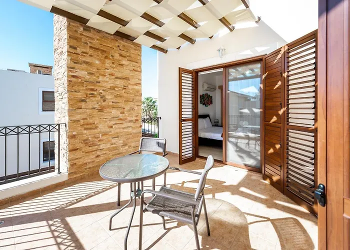 Villa Poseidon By Ezoria *