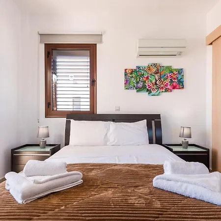 Poseidon By Ezoria *